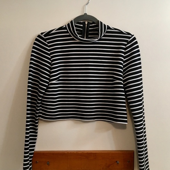 Forever 21 Tops - 👛 3/$15 👛 Forever 21 Sz Small top